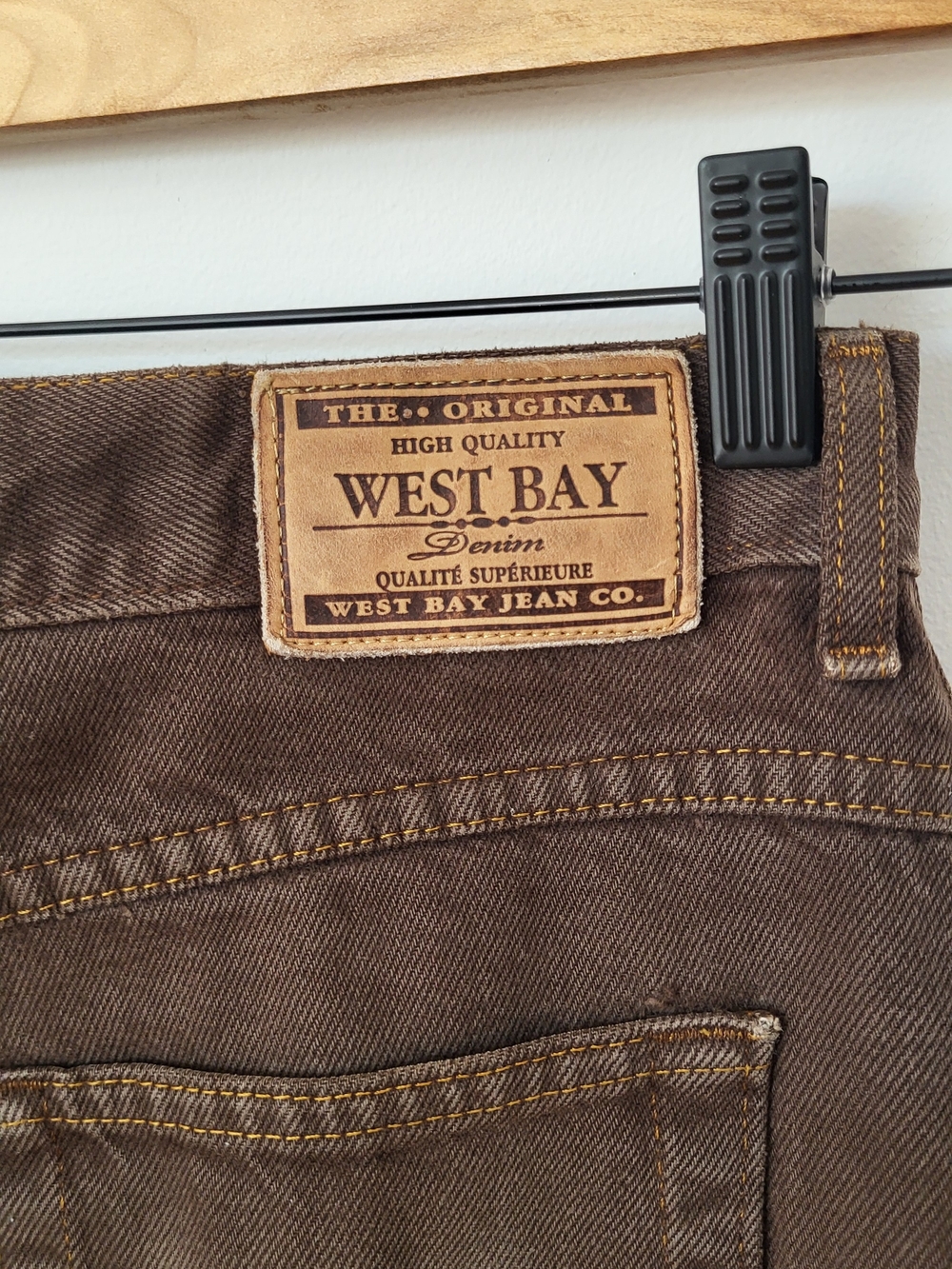 Women's Boyfriend Jeans in Brown